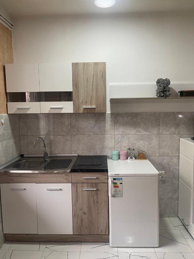 Aloha Apartment Нови пазар Екстериор снимка