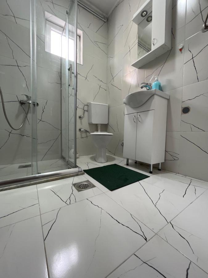Aloha Apartment Нови пазар Екстериор снимка