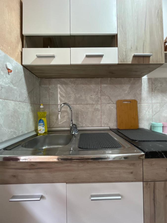 Aloha Apartment Нови пазар Екстериор снимка