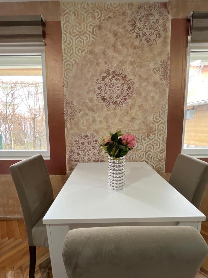 Aloha Apartment Нови пазар Екстериор снимка